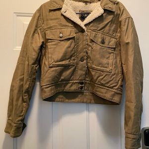 NEVER BEEN WORN ABERCROMBIE FURRY BROWN JACKET! SIZE S.